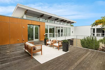 802 N Oak Cliff Boulevard, Dallas, TX 75208 - Photo 22