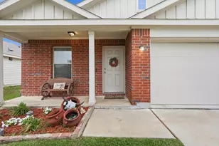 412 Falling Star Dr, Fort Worth, TX 76052 - Photo 2