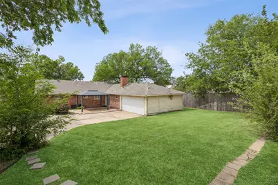11016 Lathrop Drive, Dallas, TX 75229 - Photo 20