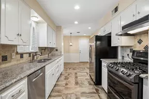 11016 Lathrop Dr, Dallas, TX 75229 - Photo 6