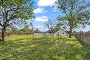 305 Gandy St, Lipan, TX 76462 - Photo 30