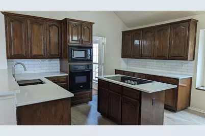 1115 Cambridge Drive, Carrollton, TX 75007 - Photo 16