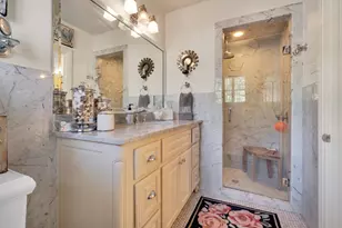 411 Sycamore St, Waxahachie, TX 75165 - Photo 20