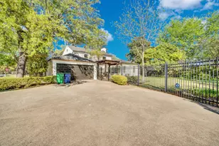 411 Sycamore St, Waxahachie, TX 75165 - Photo 38