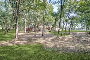 101 Oakwood Dr, Weatherford, TX 76086 - Photo 26