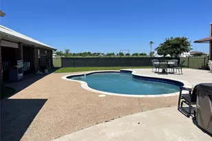 448 Audra Cir, Rhome, TX 76078 - Photo 4