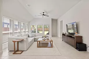 9105 Desert Flora Dr, Fort Worth, TX 76131 - Photo 12