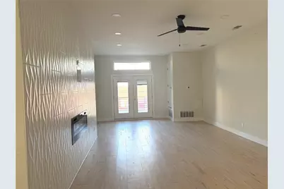 2419 Crossman Avenue, Dallas, TX 75212 - Photo 4