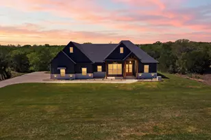 2032 Little Valley Ct, Weatherford, TX 76087 - Photo 2