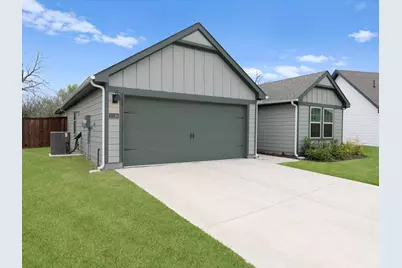 11120 E Chase Lane, Providence Village, TX 76227 - Photo 2