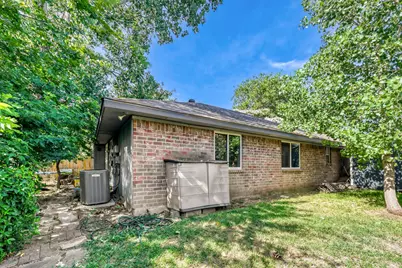 4811 Abbott Avenue, Arlington, TX 76018 - Photo 6