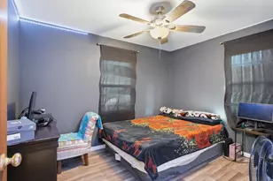 1801 Lawther Dr, River Oaks, TX 76114 - Photo 14