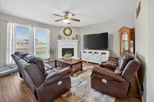 15845 Oak Pointe Dr, Fort Worth, TX 76177 - Photo 10