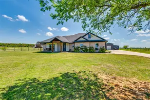 2340 County Rd 1104, Cleburne, TX 76031 - Photo 2