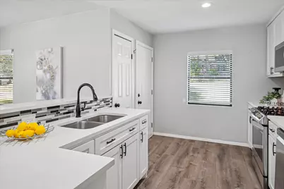 2717 El Tivoli Drive, Dallas, TX 75211 - Photo 8