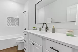 2211 Woodcrest Trail, Granbury, TX 76048 - Photo 14