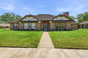 716 Sugar Tree Ct, Bedford, TX 76021 - Photo 1