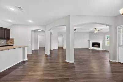 3905 Chippewa Court, Granbury, TX 76048 - Photo 10