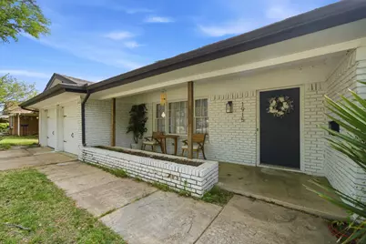 1915 Milam Street, Fort Worth, TX 76112 - Photo 2