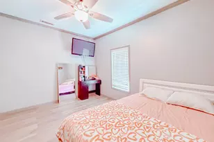 847 S 15th St, Corsicana, TX 75110 - Photo 12