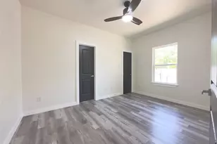 2720 Morning Ave, Dallas, TX 75210 - Photo 16