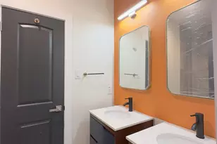 2720 Morning Ave, Dallas, TX 75210 - Photo 12