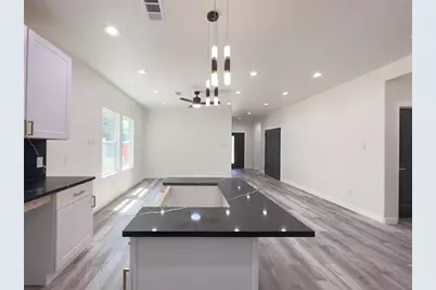 2720 Morning Avenue, Dallas, TX 75210 - Photo 18