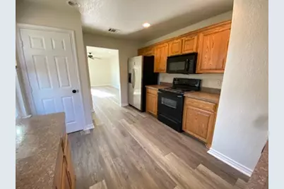 514 Euclid Street, Cleburne, TX 76033 - Photo 4