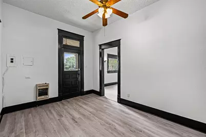 741 N Anglin Street, Cleburne, TX 76033 - Photo 12