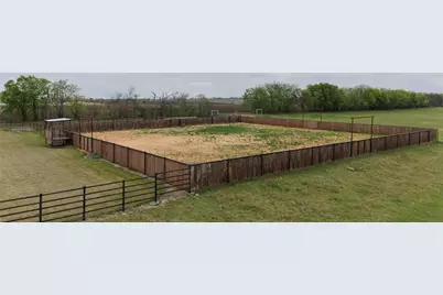 13435 Jackson Road, Krum, TX 76249 - Photo 34