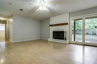 1801 Sagebrush Trail, Euless, TX 76040 - Photo 2