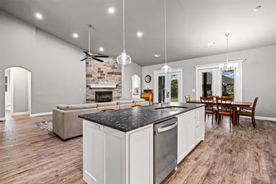 6324 Weatherby Road, Granbury, TX 76049 - Photo 16