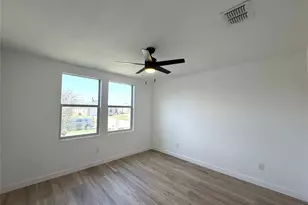 2621 Shorecrest Dr, Little Elm, TX 75068 - Photo 6
