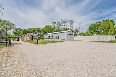 393 County Road 4874, Newark, TX 76071 - Photo 8