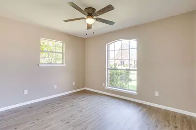 108 S Douglas Street, Covington, TX 76636 - Photo 26