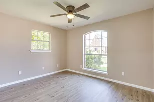108 S Douglas St, Covington, TX 76636 - Photo 26