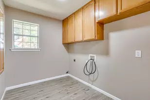 108 S Douglas St, Covington, TX 76636 - Photo 32