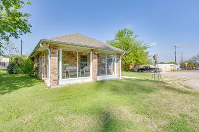 108 S Douglas Street, Covington, TX 76636 - Photo 38