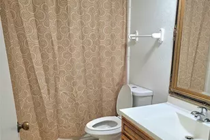 11805 Leisure Dr, Dallas, TX 75243 - Photo 6