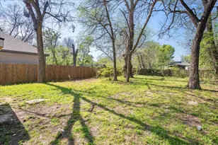 2635 Carpenter Ave, Dallas, TX 75215 - Photo 20