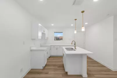 6415 Cinnamon Oaks Drive, Dallas, TX 75241 - Photo 2