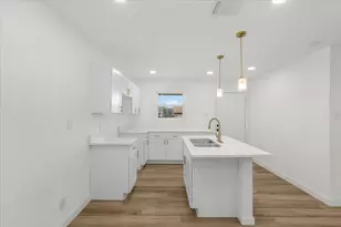 6415 Cinnamon Oaks Dr, Dallas, TX 75241 - Photo 2