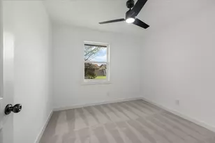 6415 Cinnamon Oaks Dr, Dallas, TX 75241 - Photo 14