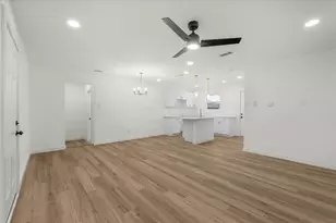 6415 Cinnamon Oaks Dr, Dallas, TX 75241 - Photo 10