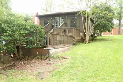 61 Hunters Creek Drive, Huntsville, TX 77340 - Photo 2