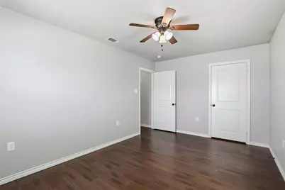 3201 McCart Avenue, Fort Worth, TX 76110 - Photo 20