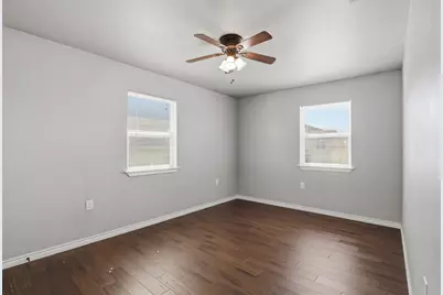 3201 McCart Avenue, Fort Worth, TX 76110 - Photo 24