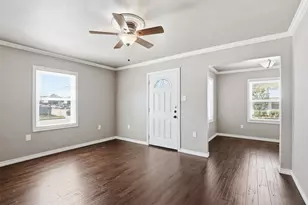 3201 McCart Ave, Fort Worth, TX 76110 - Photo 8