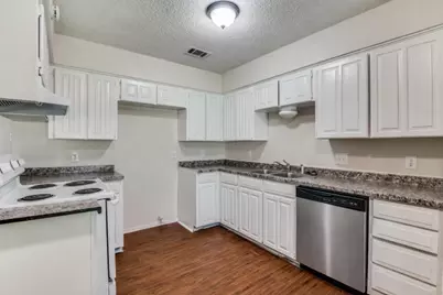 3414 Daniel Drive, Arlington, TX 76014 - Photo 4