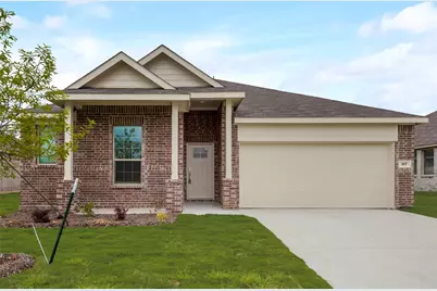 917 Dustwood Drive, Fort Worth, TX 76052 - Photo 2